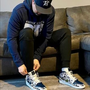 Meet your Posher, Bobby